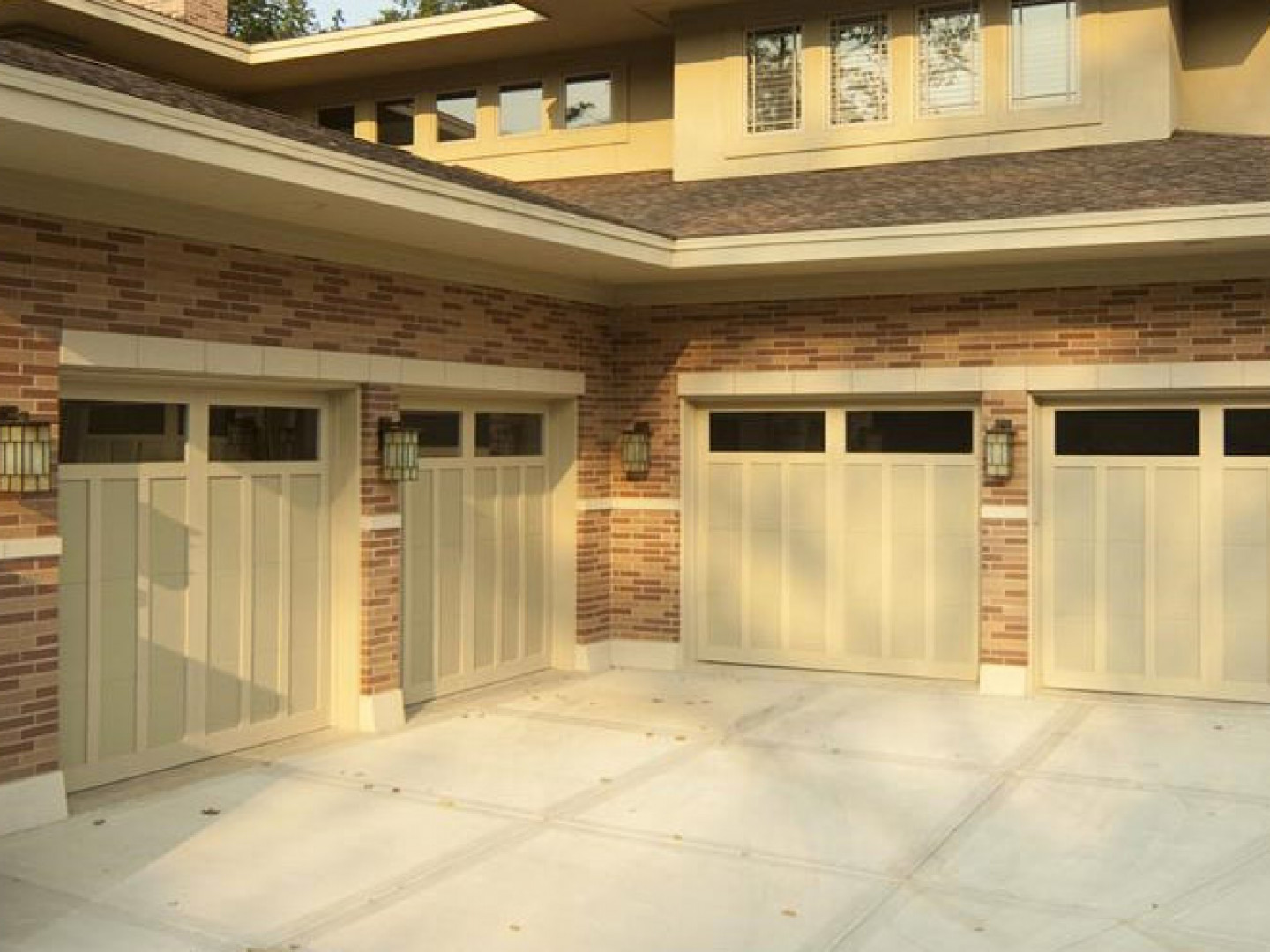 New Garage Doors & Overhead Doors Duluth, MN Great Lakes Door, LLC